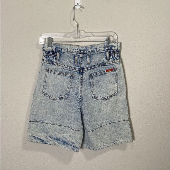 Vintage 1980's High Waisted Acid Wash Denim Shorts Women's Size 5/6 - Picture 10 of 16
